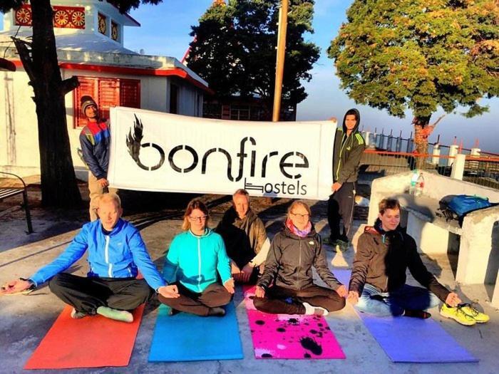 Bonfire Hostels Rishikesh Bagian luar foto
